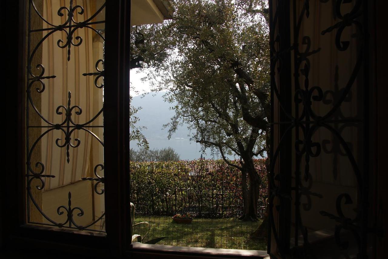 Sarnico Giardino Sul Lago Exterior foto